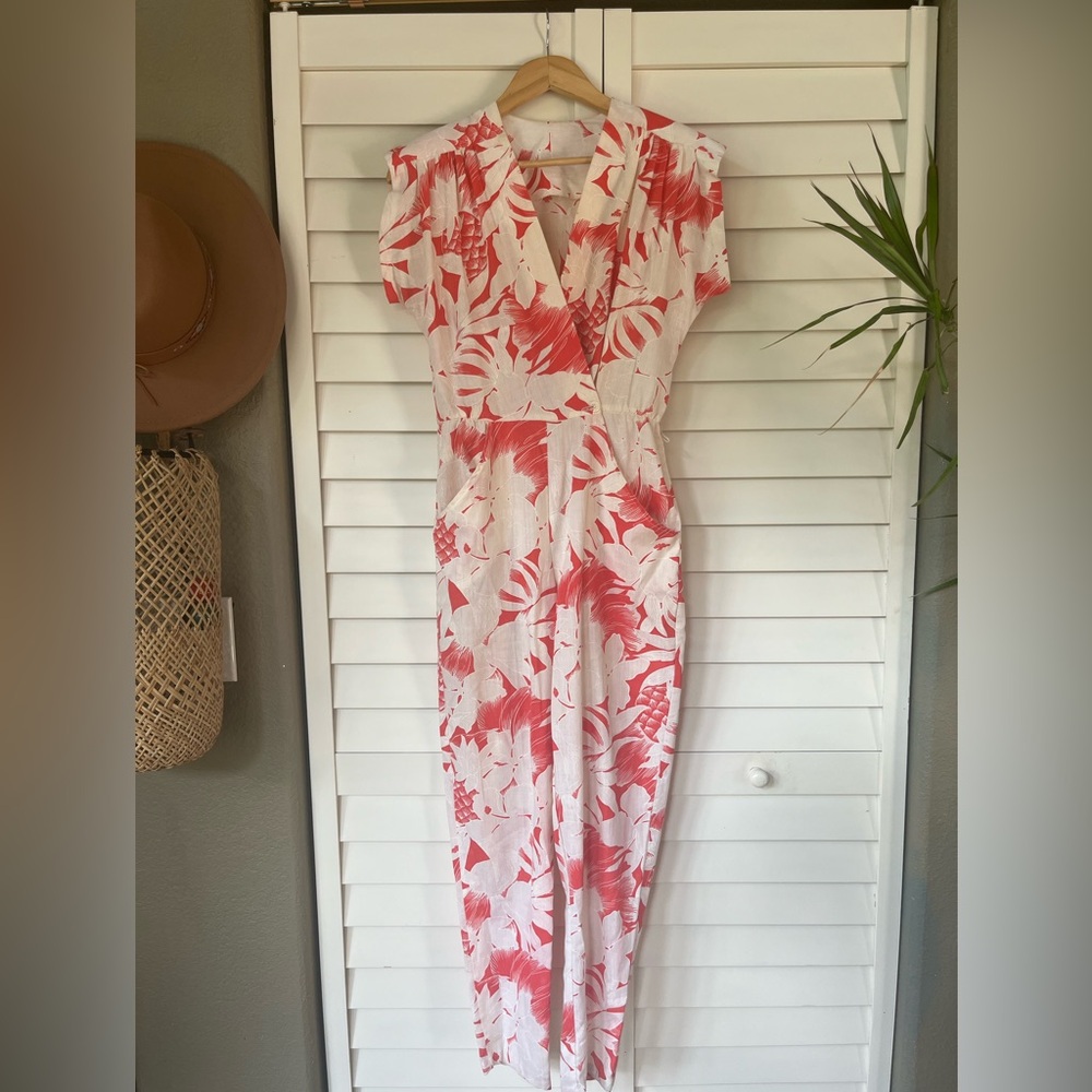 Adorable Vintage Romper, Bermuda Style. Size Small.